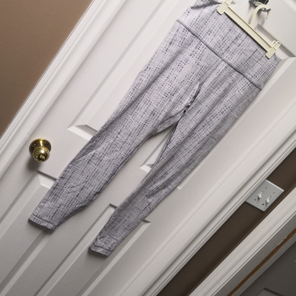 Lululemon Wunder Under Leggings, sz 12